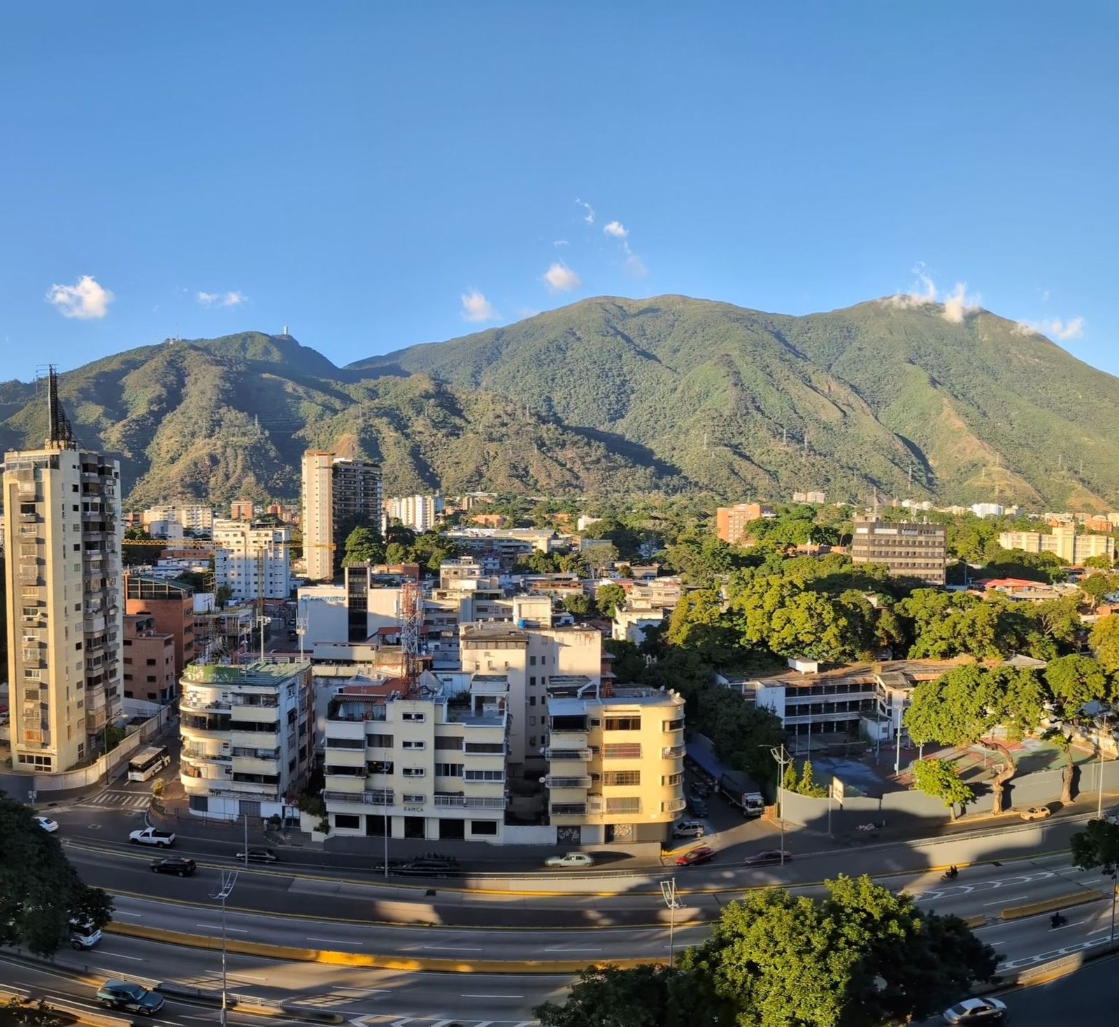 El Ávila desde Caracas